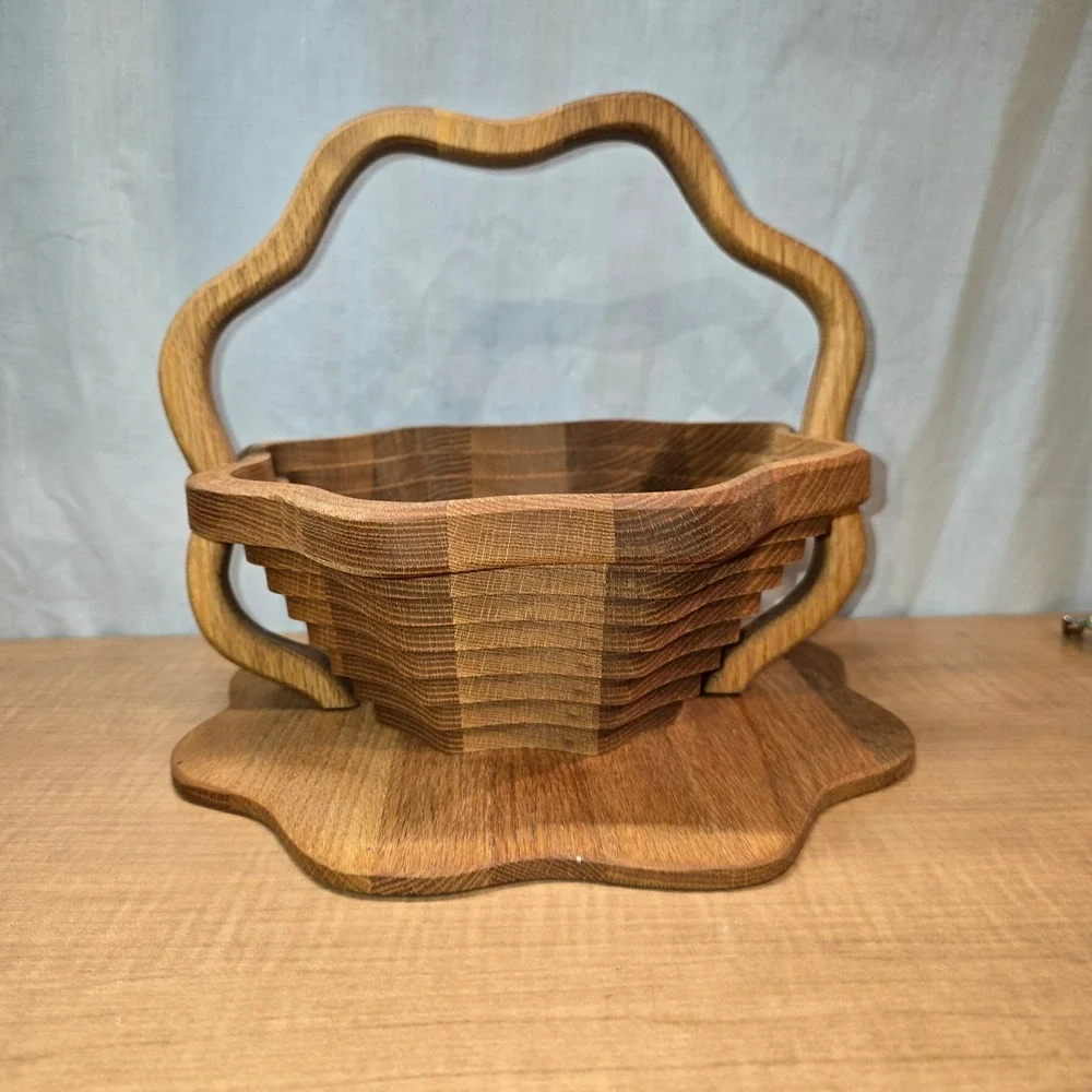 Vintage Collapsible‎ Wooden Centerpiece Basket Trivet Folds Flat Spiral Cut Bowl